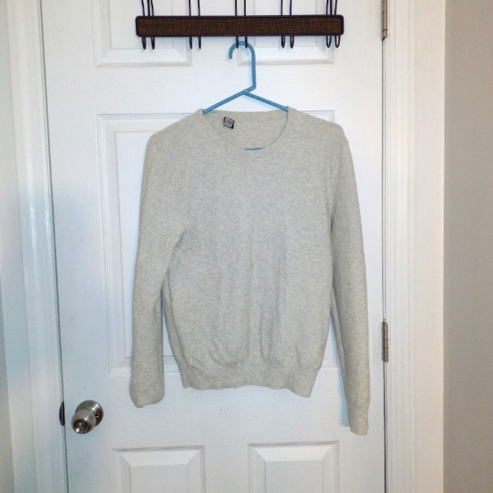 Woman sweater